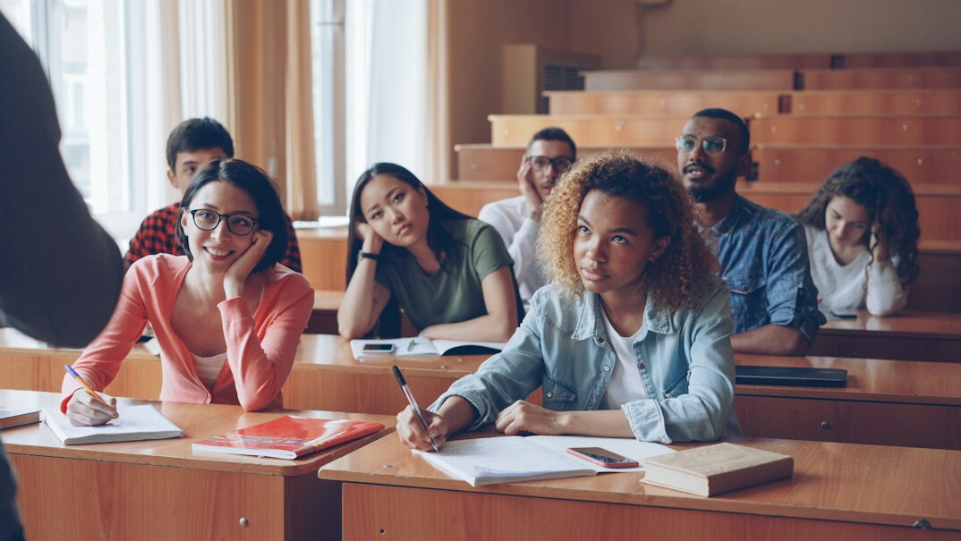 finance class students